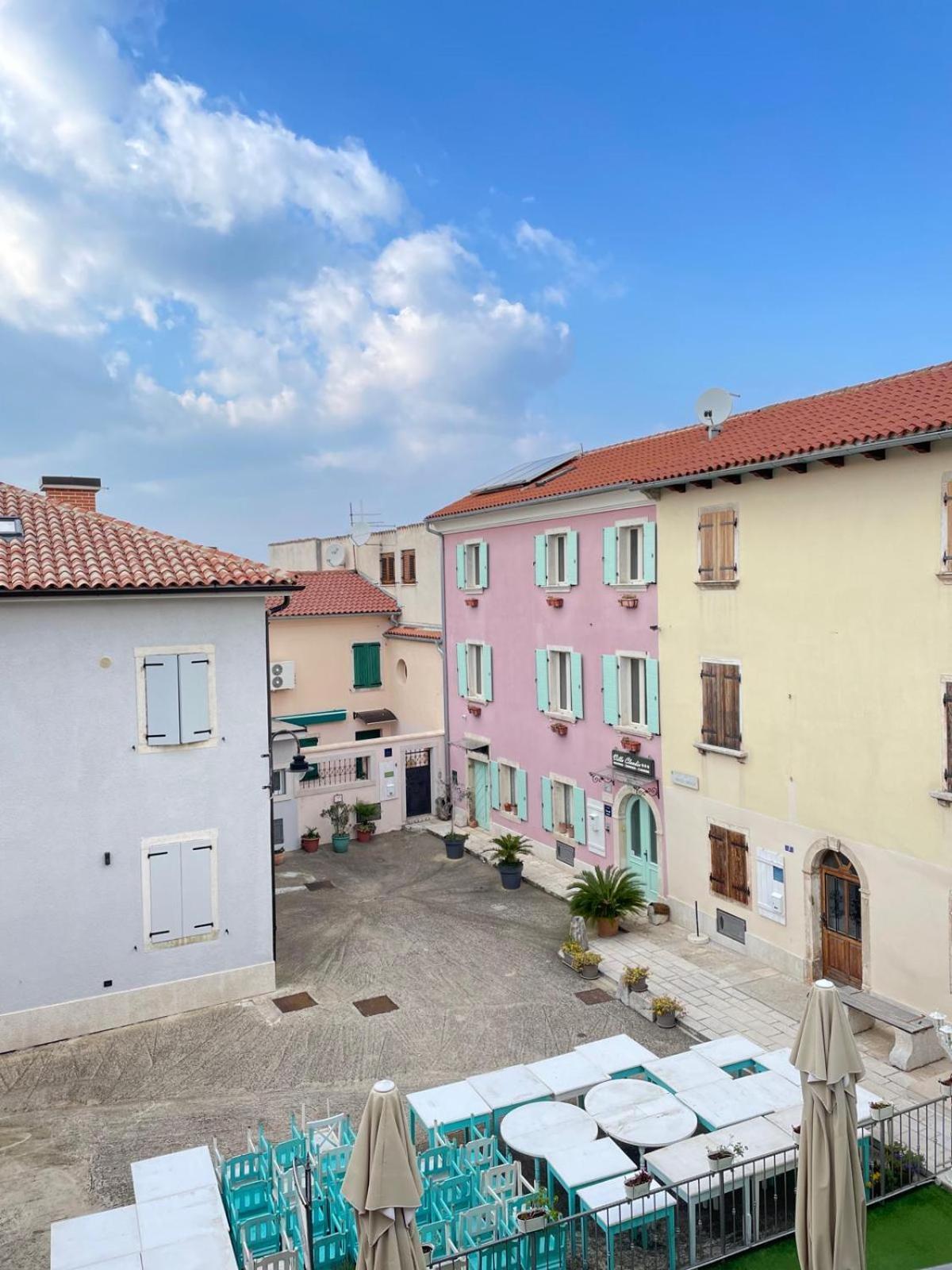 Fazana City Rooms With Free Parking Exterior photo