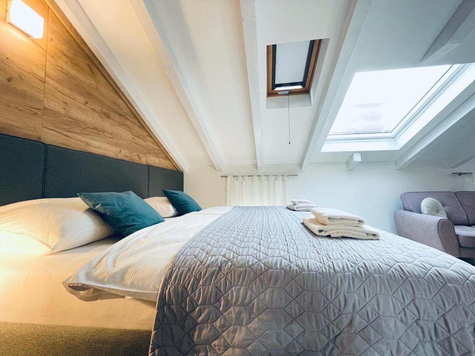 Fazana City Rooms With Free Parking Exterior photo